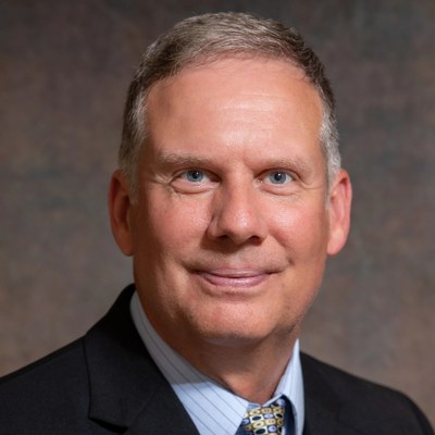 Dr. Kurt Huemmer, chiropractor at Woodridge Chiropractic Clinic in West Bend